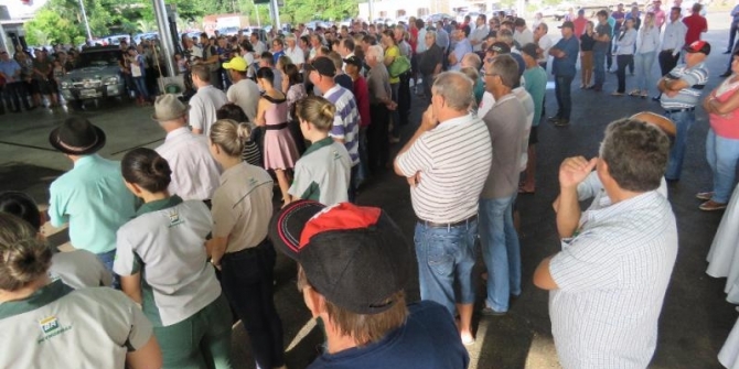 Inaugurado o posto da Lar Cooperativa Agroindustrial em Santa Helena