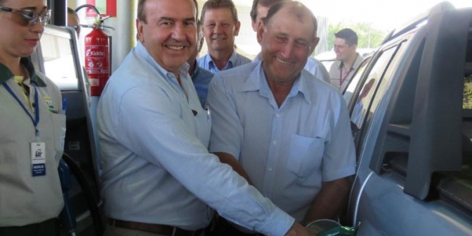 Inaugurado o posto da Lar Cooperativa Agroindustrial em Santa Helena